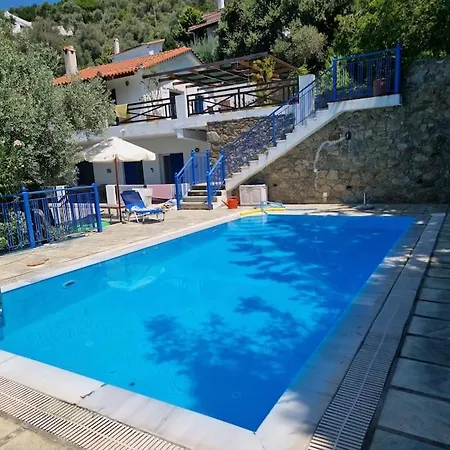 Panorama With Pool And Access فيلة *
