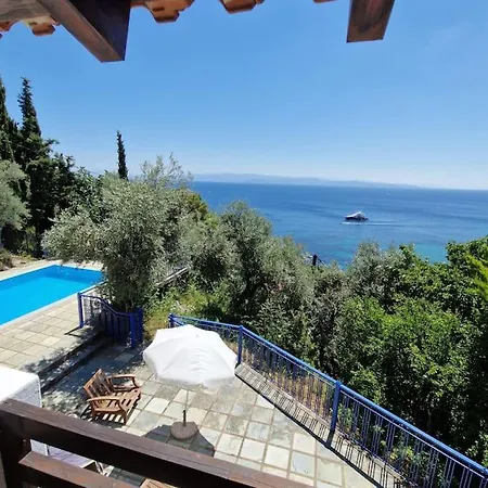 Panorama With Pool And Access Villa